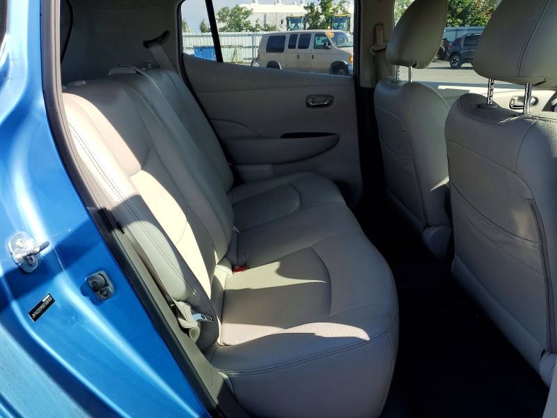 Photo 10 from auction – 2011 NISSAN LEAF with VIN JN1AZ0CP0BT006484