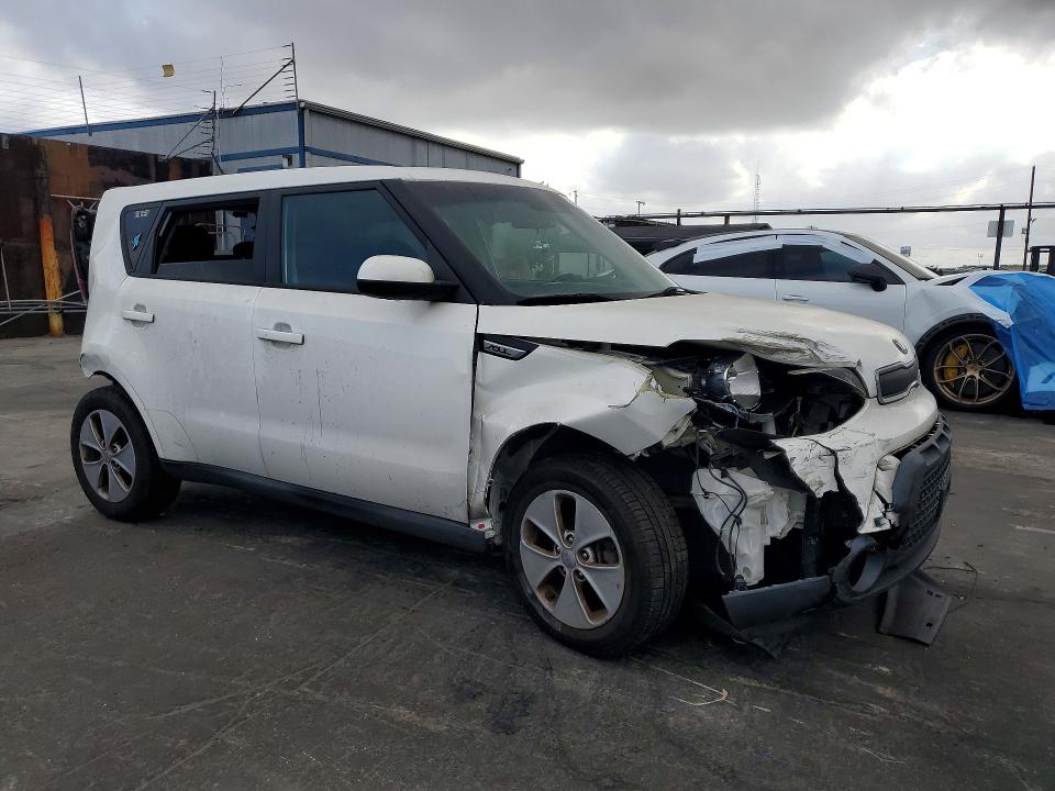 Photo 4 from auction – 2015 KIA SOUL with VIN KNDJN2A21F7137658