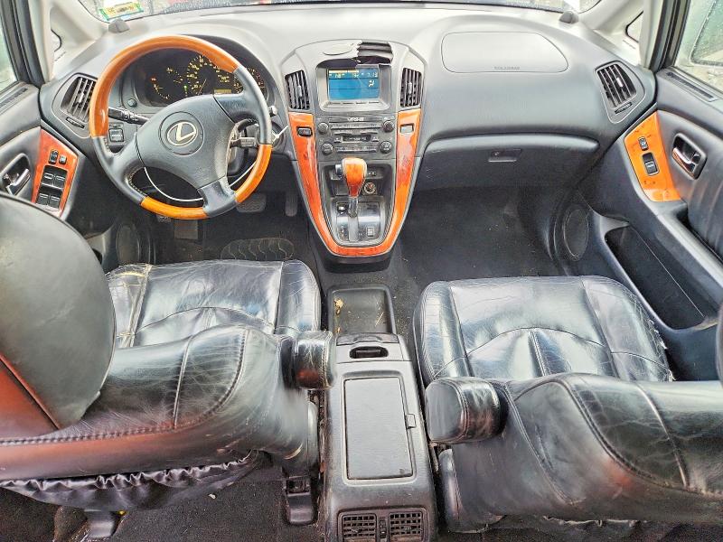 Photo 8 from auction – 2003 LEXUS RX with VIN JTJHF10U930306058