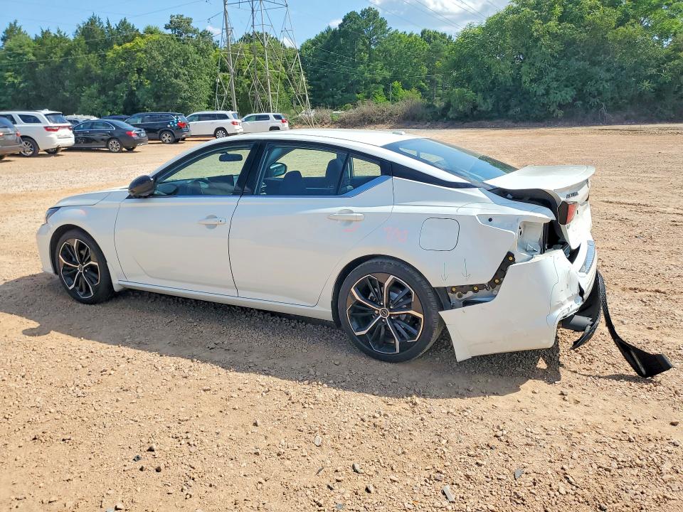 Photo 2 from auction – 2023 NISSAN ALTIMA with VIN 1N4BL4CV2PN355009