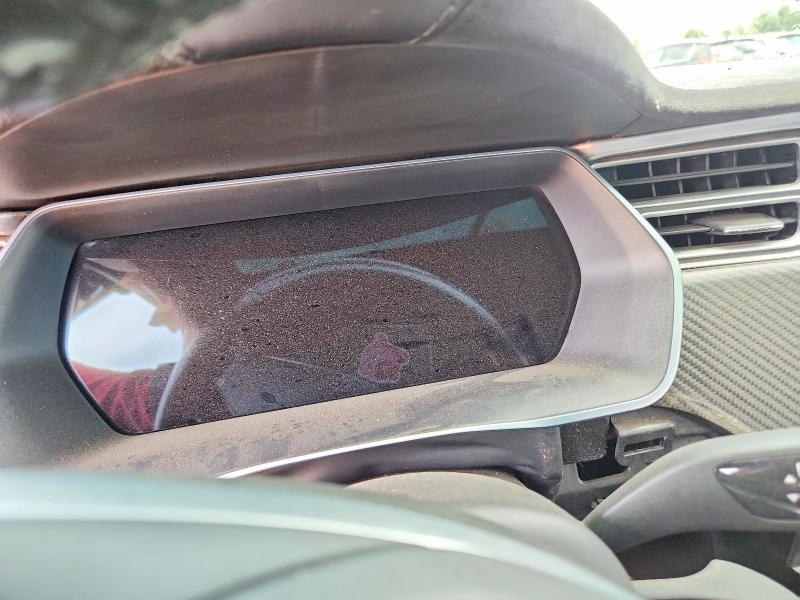 Photo 9 from auction – 2017 TESLA MODEL X with VIN 5YJXCDE2XHF046715