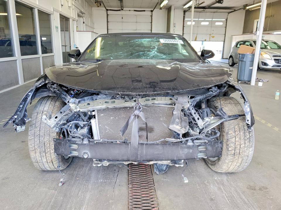 Photo 5 from auction – 2020 CHEVROLET CAMARO with VIN 1G1FB3DS8L0106727