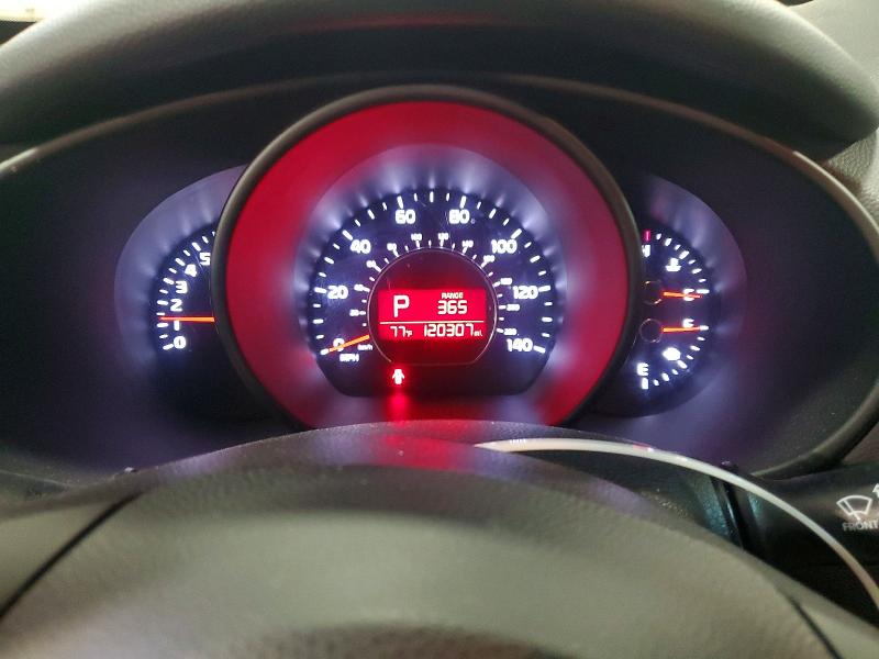 Photo 9 from auction – 2016 KIA SOUL with VIN KNDJN2A2XG7325323