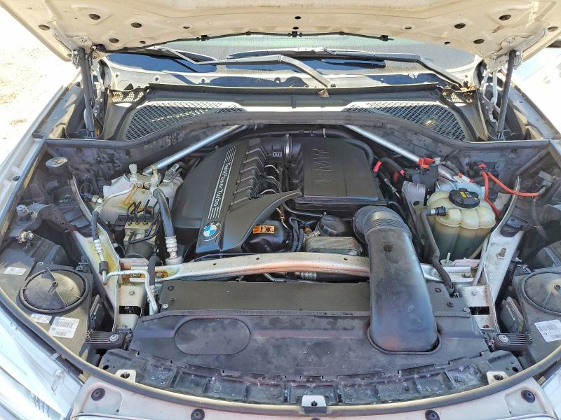 Photo 12 from auction – 2018 BMW X5 with VIN 5UXKR0C54JL072923