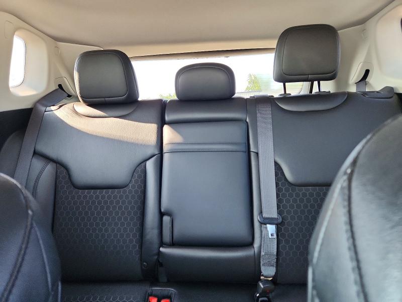Photo 10 from auction – 2018 JEEP COMPASS with VIN 3C4NJCBB6JT300357