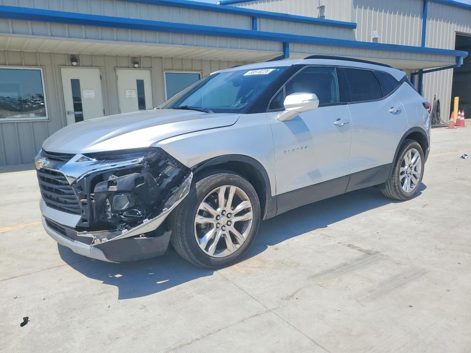 CHEVROLET BLAZER 2020 with VIN 3GNKBDR46LS651847 - Photo from auction