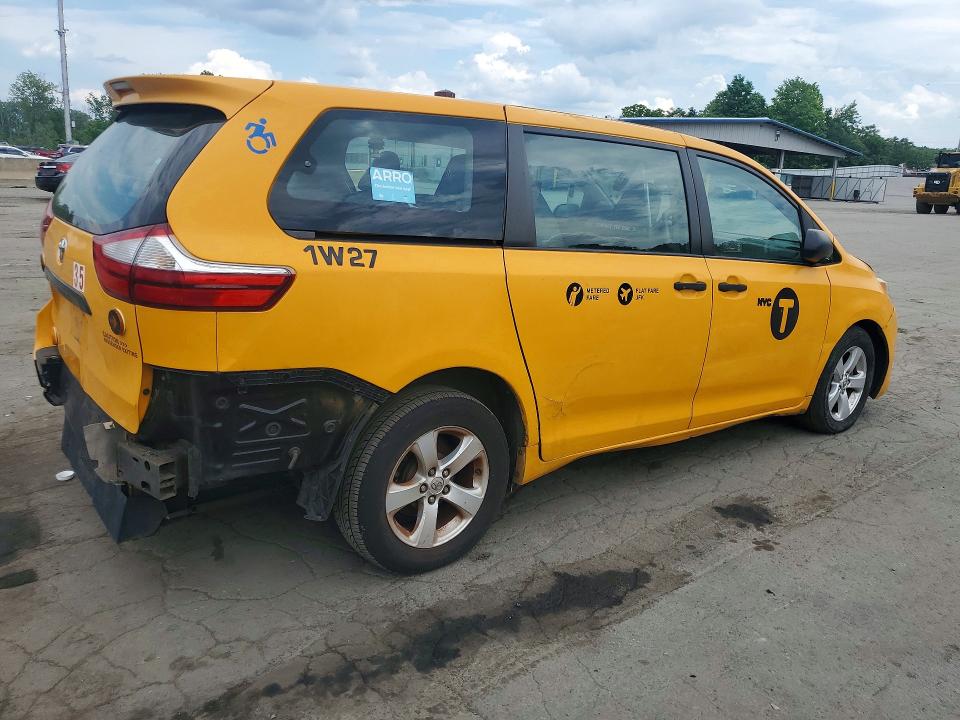 Photo 3 from auction – 2017 TOYOTA SIENNA with VIN 5TDZZ3DC2HS858730