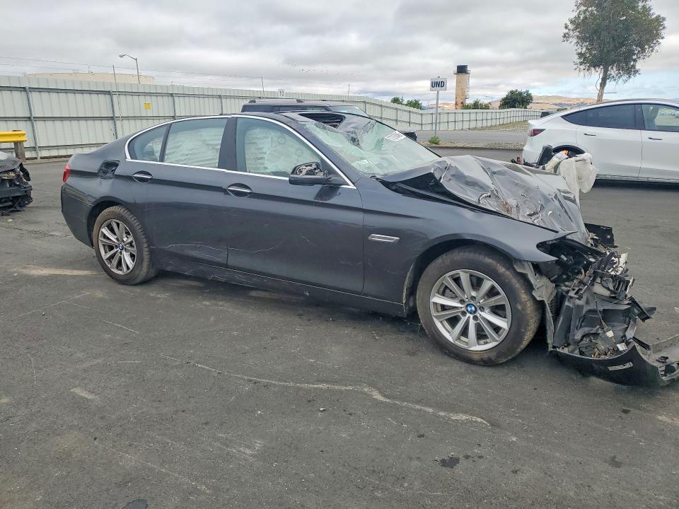Photo 4 from auction – 2014 BMW 528 with VIN WBA5A5C53ED506796