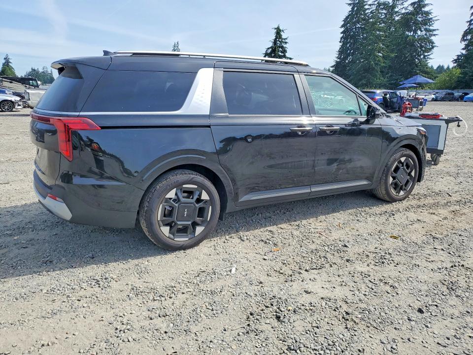 Photo 3 from auction – 2026 KIA CARNIVAL with VIN KNDNC5K37T6627605