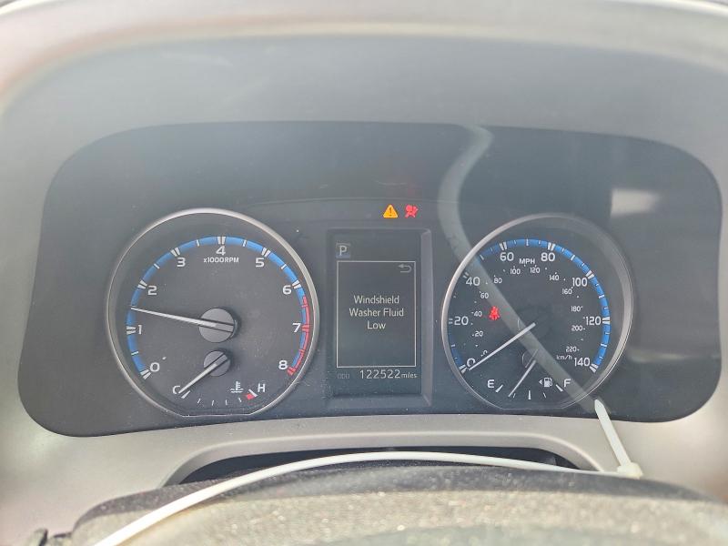 Photo 9 from auction – 2017 TOYOTA RAV4 with VIN 2T3BFREV3HW620753
