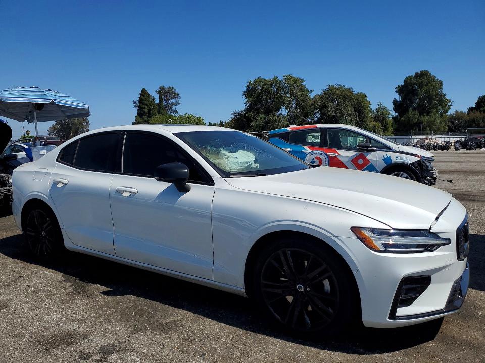 Photo 4 from auction – 2024 VOLVO S60 with VIN 7JRL12TH6RG303975
