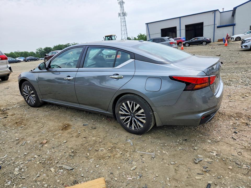 Снимка 2 от търг – 2023 NISSAN ALTIMA с VIN 1N4BL4DV7PN361760