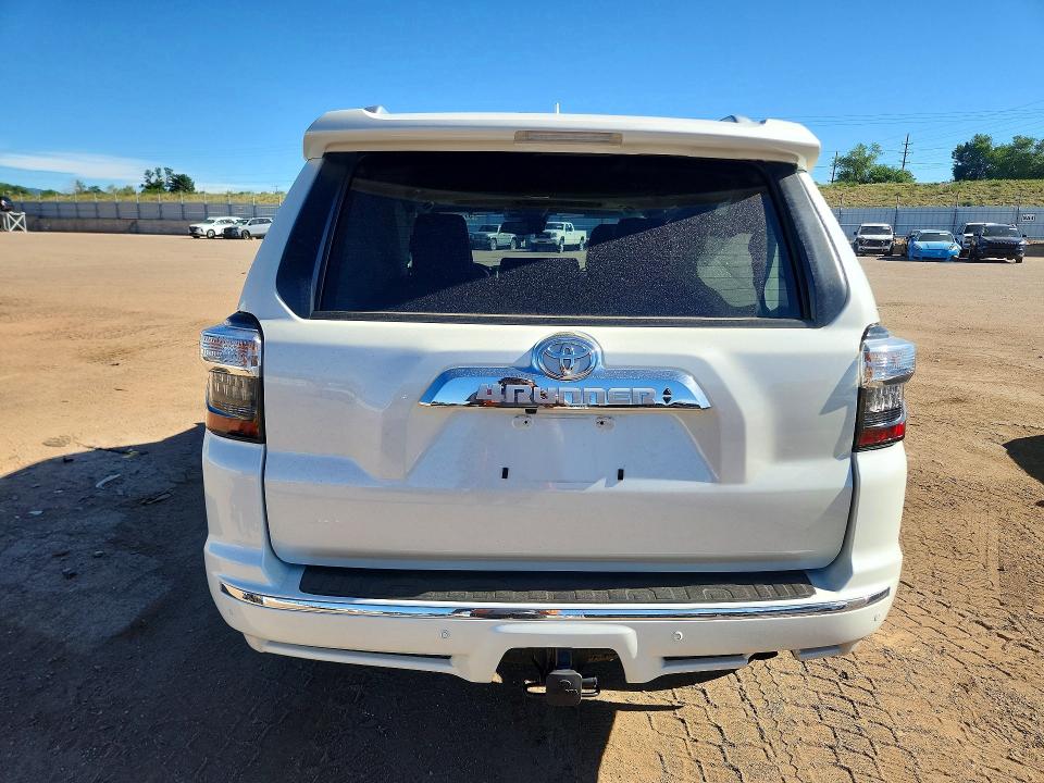 Photo 6 from auction – 2023 TOYOTA 4RUNNER with VIN JTEKU5JR8P6204393
