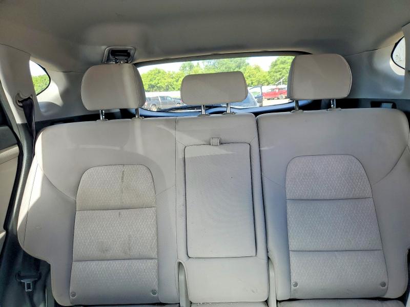 Photo 10 from auction – 2017 HYUNDAI TUCSON with VIN KM8J3CA46HU484478