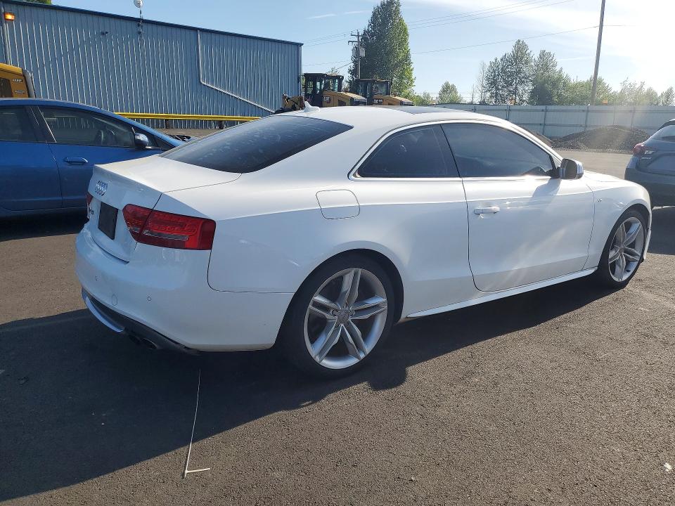 Zdjęcie 3 z aukcji – 2010 AUDI S5 z VIN WAUCVAFR3AA060261