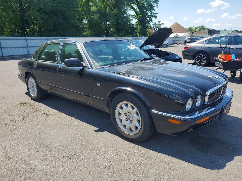 Photo 4 from auction – 2001 JAGUAR XJ8 with VIN SAJDA14C21LF36994