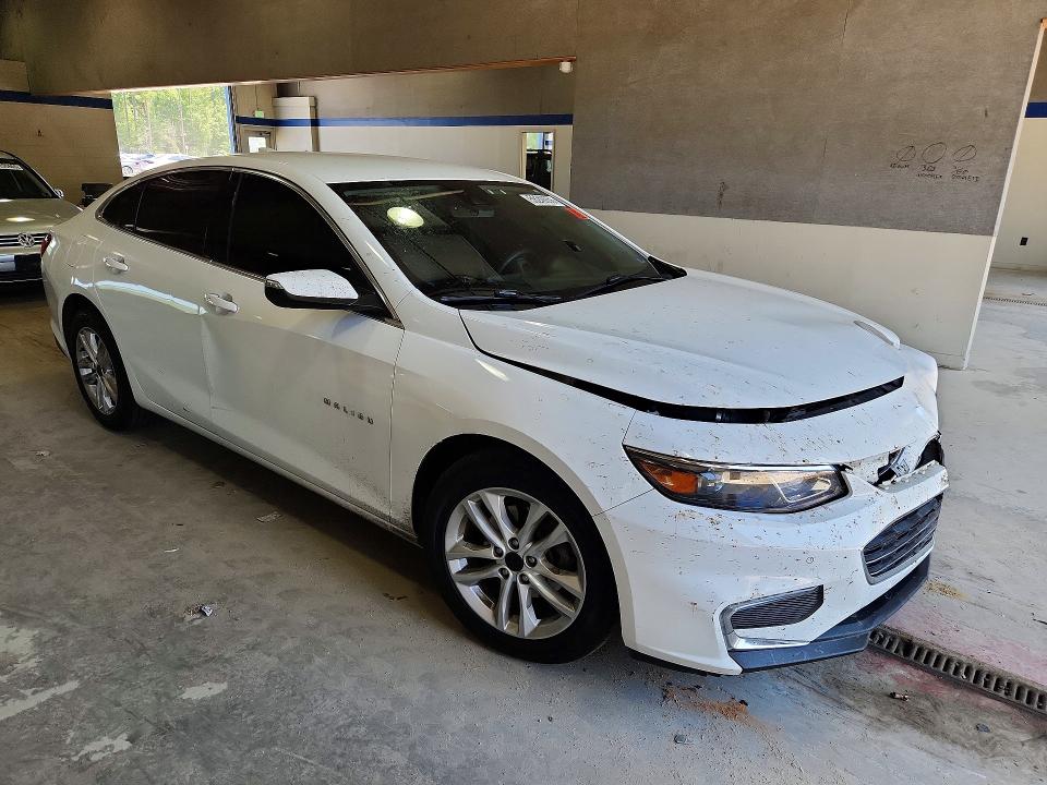 Photo 4 from auction – 2017 CHEVROLET MALIBU with VIN 1G1ZE5ST4HF163779