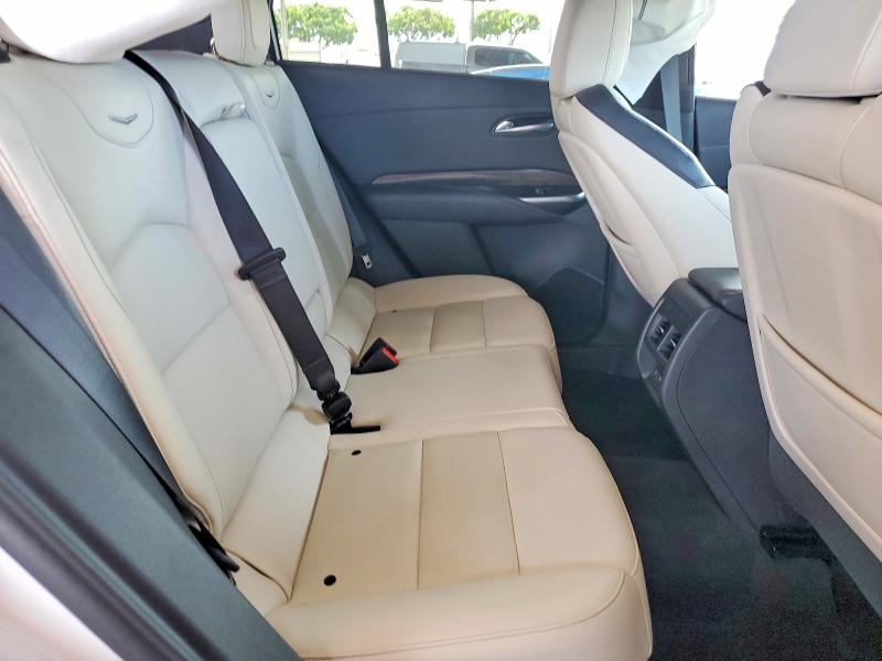 Photo 10 from auction – 2023 CADILLAC XT4 with VIN 1GYFZER4XPF101745