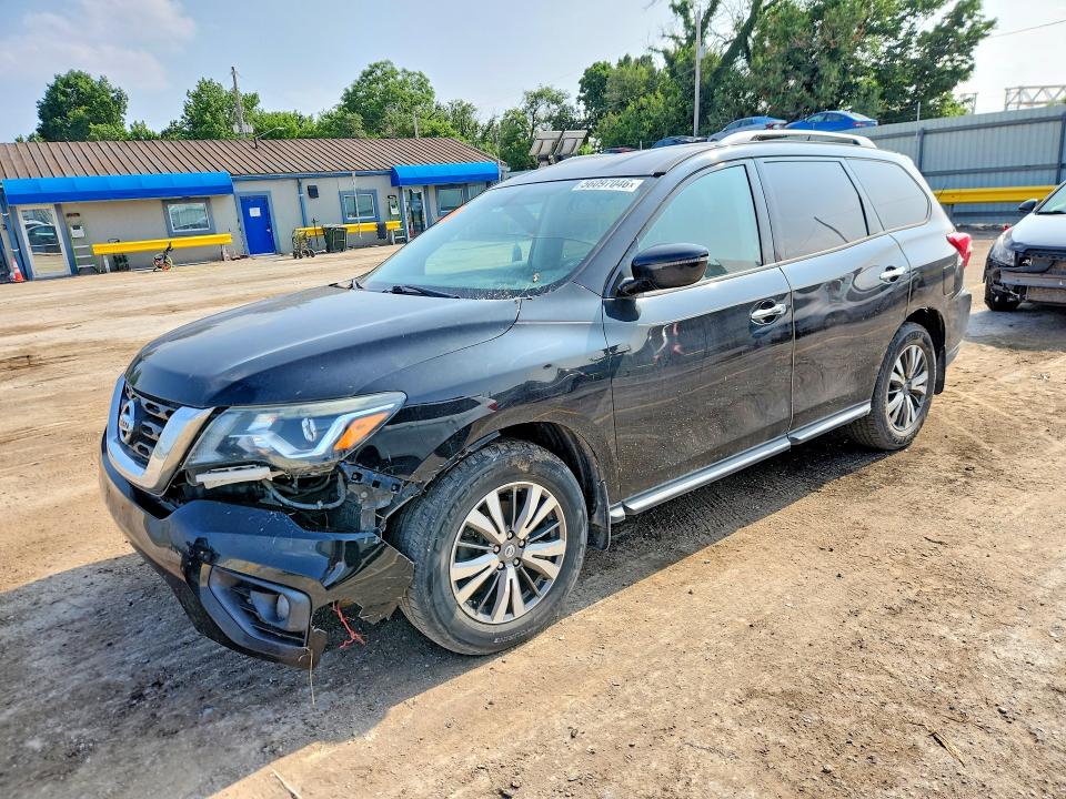 NISSAN PATHFINDER 2017 with VIN 5N1DR2MM0HC699331 - Photo from auction