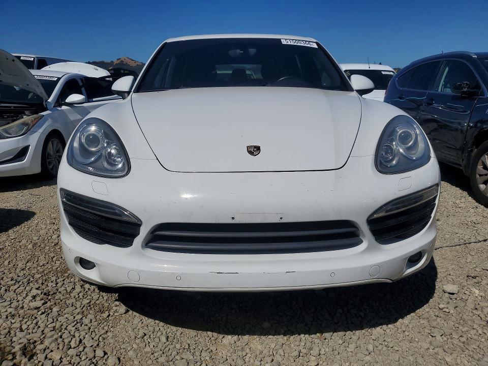 Photo 5 from auction – 2013 PORSCHE CAYENNE with VIN WP1AA2A21DLA09547