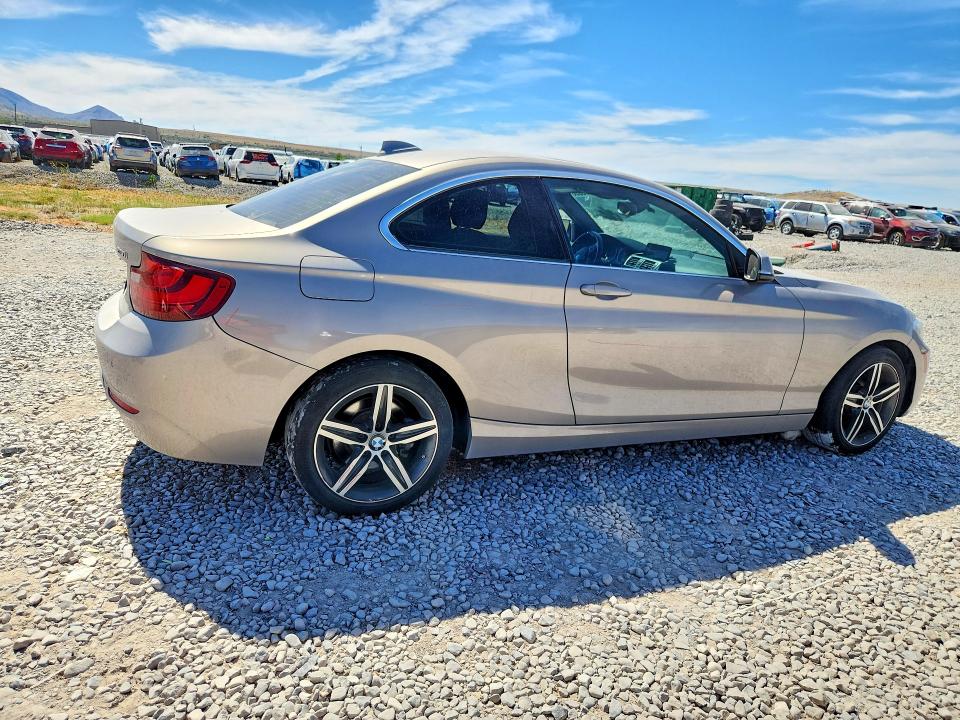 Zdjęcie 3 z aukcji – 2017 BMW 230XI z VIN WBA2H9C30HV642578