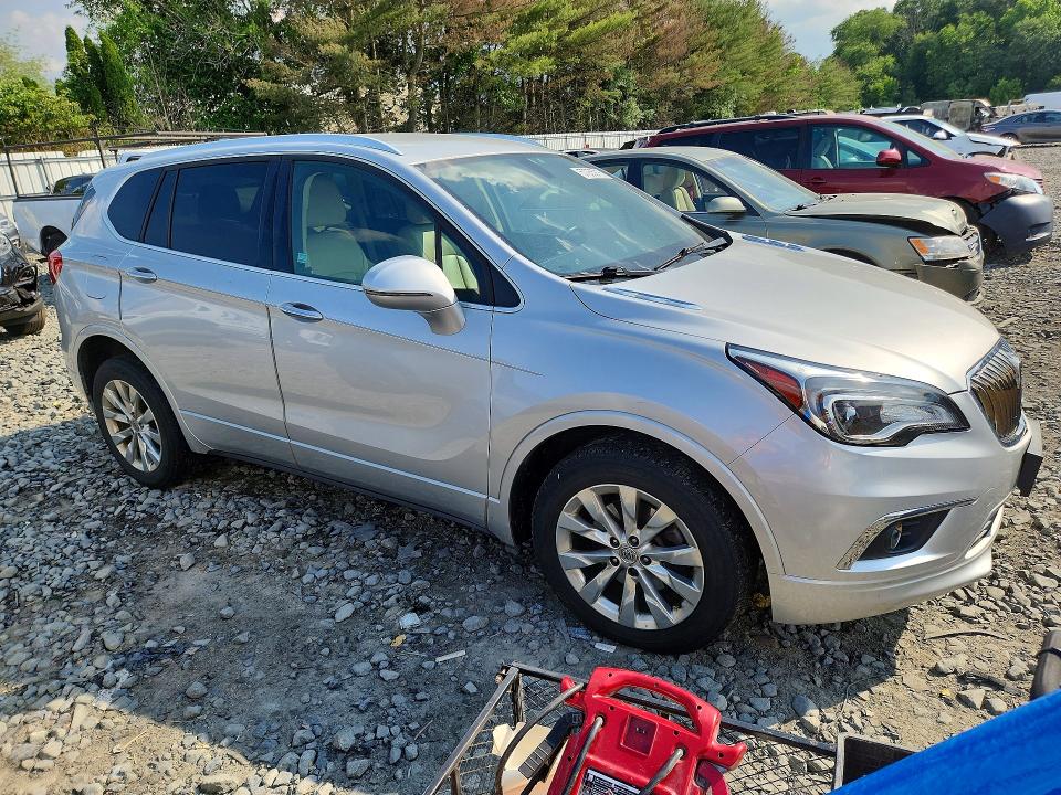Photo 4 from auction – 2017 BUICK ENVISION with VIN LRBFXBSA8HD219833