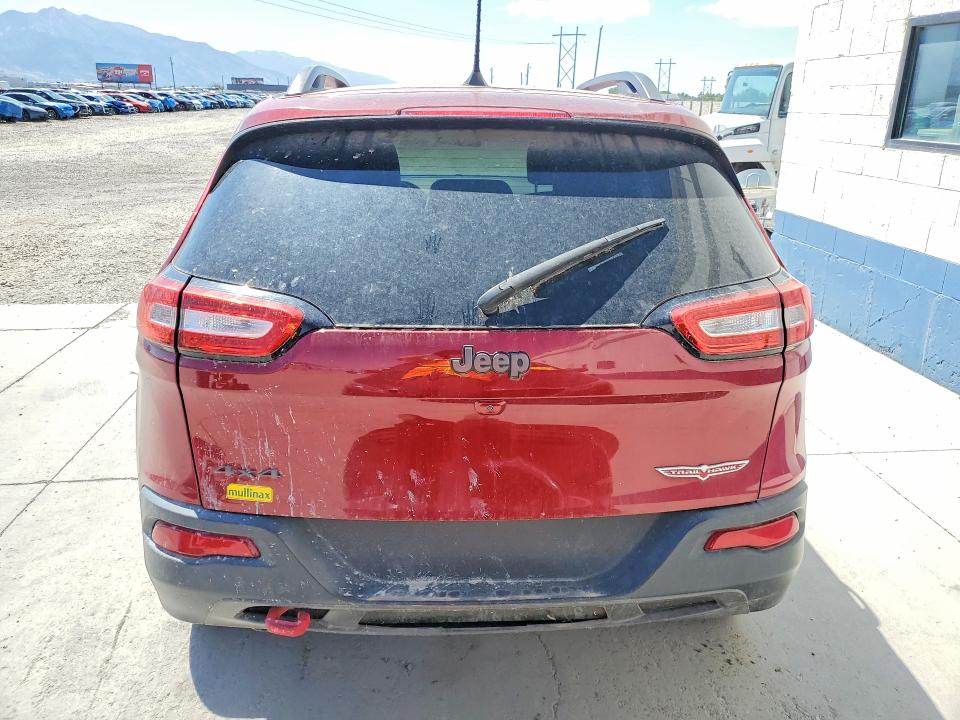 Zdjęcie 6 z aukcji – 2016 JEEP CHEROKEE z VIN 1C4PJMBB0GW326471
