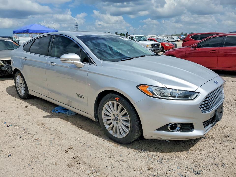 Photo 4 from auction – 2013 FORD FUSION with VIN 3FA6P0SUXDR309704