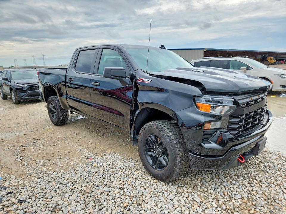 Photo 4 from auction – 2025 CHEVROLET SILVERADO with VIN 3GCPKCEK1SG274889