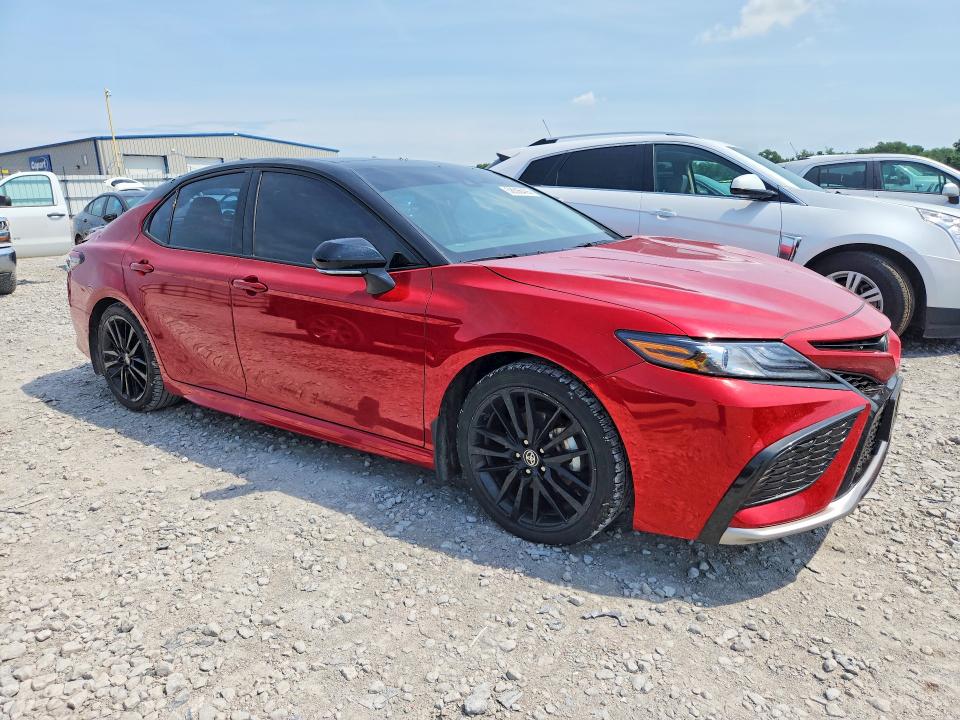 Photo 4 from auction – 2024 TOYOTA CAMRY with VIN 4T1K61AK2RU204975