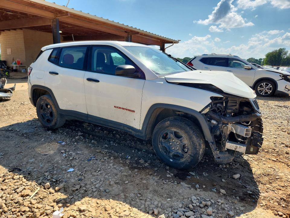 Фото 4 с аукциона – 2021 JEEP COMPASS с VIN 3C4NJDAB1MT540363