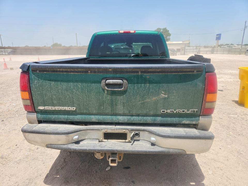 Photo 6 from auction – 2000 CHEVROLET SILVERADO with VIN 1GCEK19T3YE365130