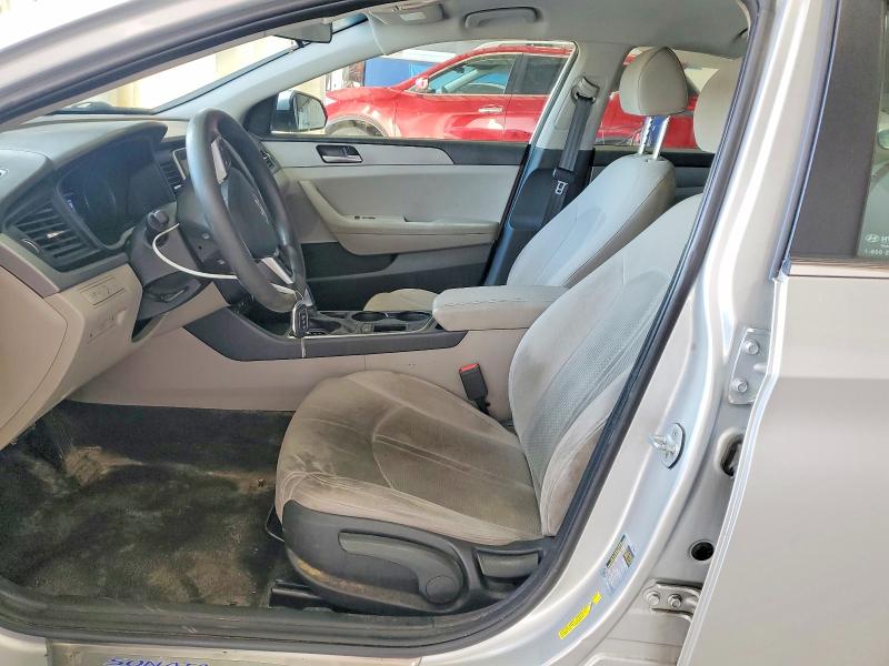 Photo 7 from auction – 2019 HYUNDAI SONATA with VIN 5NPE24AF8KH779843