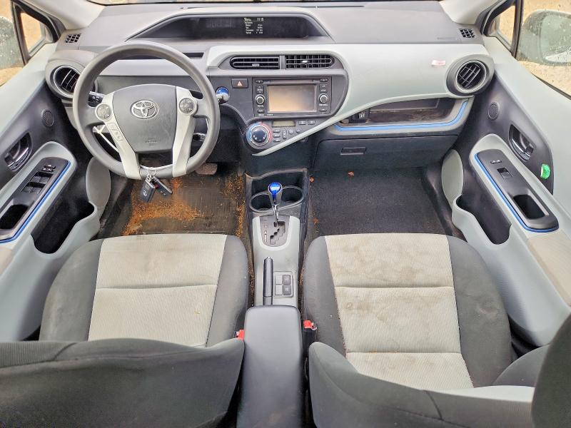 Photo 8 from auction – 2012 TOYOTA PRIUS C with VIN JTDKDTB32C1509477