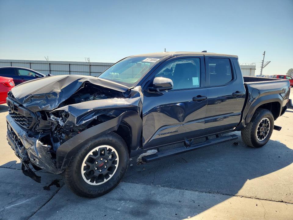 TOYOTA TACOMA 2025 with VIN 3TMLB5JN7SM151612 - Photo from auction