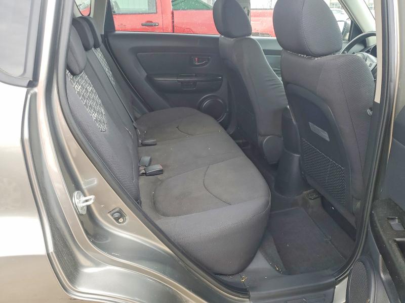 Photo 10 from auction – 2010 KIA SOUL with VIN KNDJT2A29A7118659