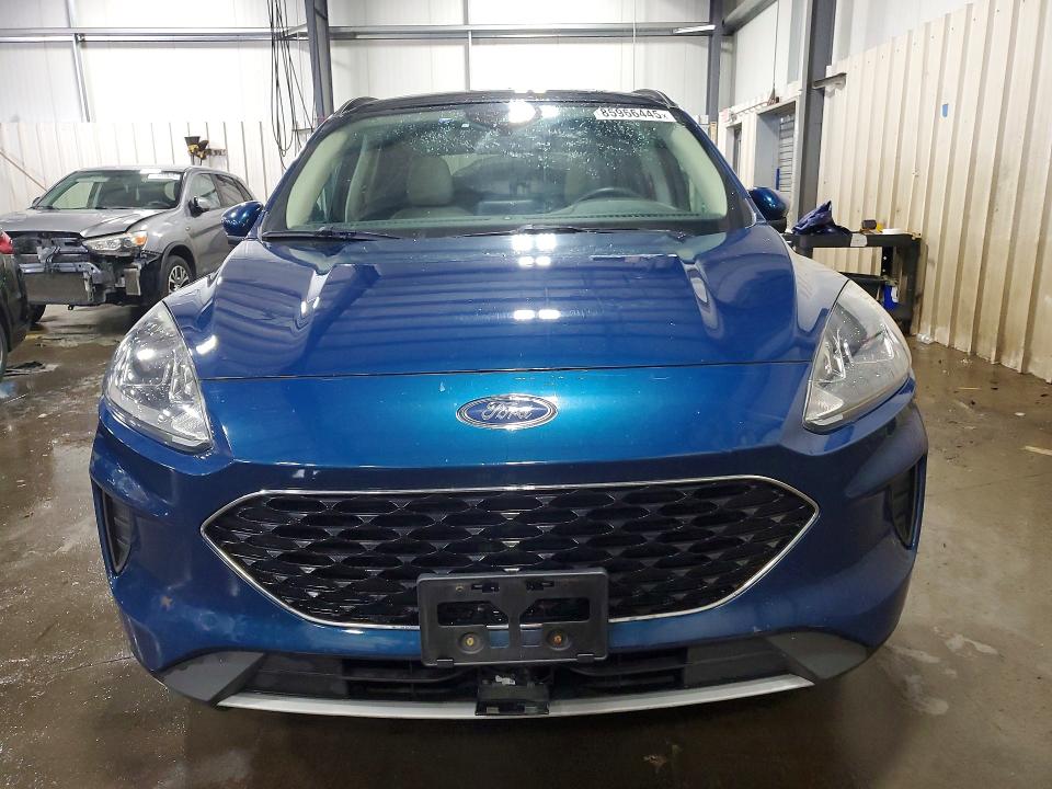 Photo 5 from auction – 2020 FORD ESCAPE with VIN 1FMCU9G62LUA09114