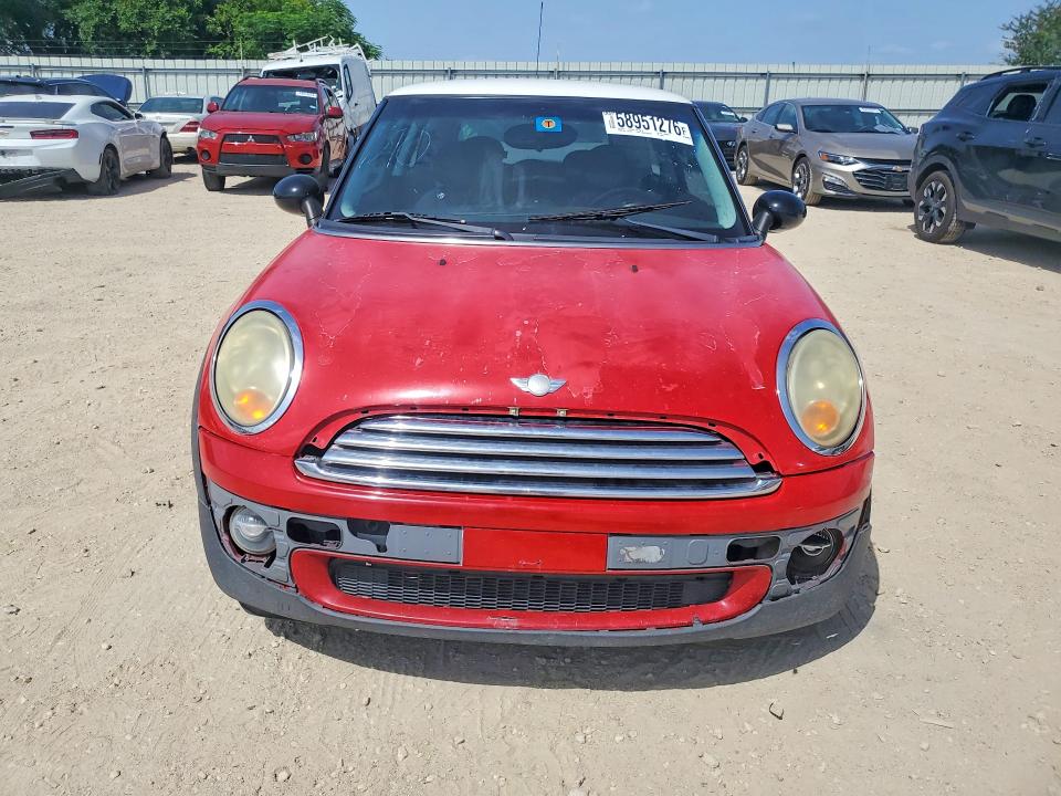 Photo 5 from auction – 2008 MINI COOPER with VIN WMWMF33538TU66053