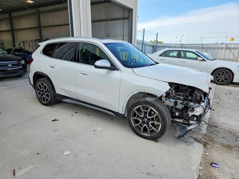 Photo 4 from auction – 2024 BMW X1 with VIN WBX73EF02R5Y50256
