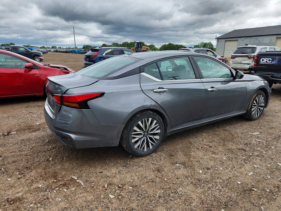 Photo 3 from auction – 2024 NISSAN ALTIMA with VIN 1N4BL4DV6RN356388