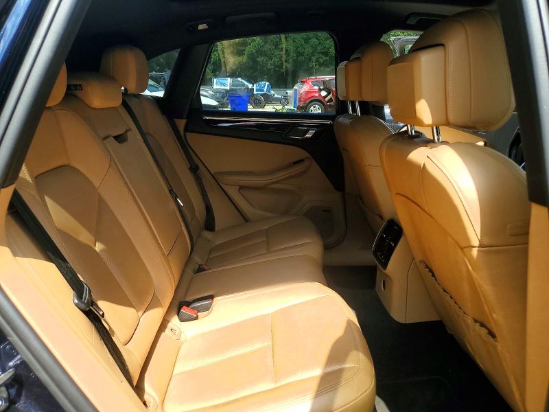 Photo 10 from auction – 2018 PORSCHE MACAN with VIN WP1AA2A54JLB13617