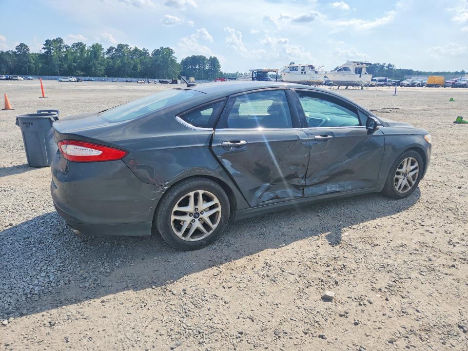 Photo 3 from auction – 2016 FORD FUSION with VIN 3FA6P0H73GR102030