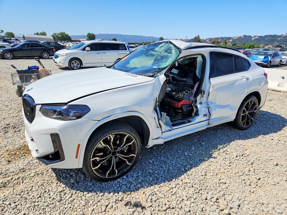 BMW X4 2024 with VIN 5YM23EC01R9U35960 - Photo from auction