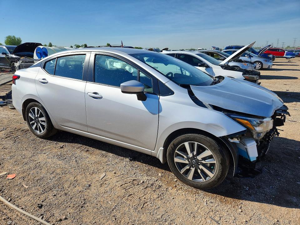 Photo 4 from auction – 2025 NISSAN VERSA with VIN 3N1CN8EV8SL849335