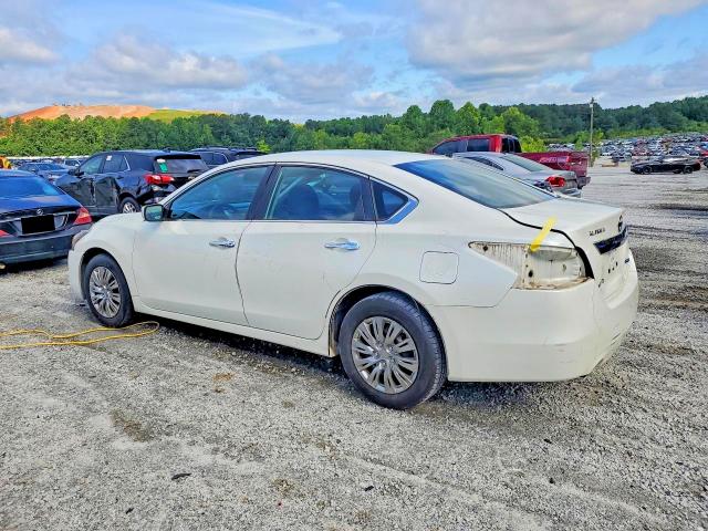 Photo 2 from auction – 2014 NISSAN ALTIMA with VIN 1N4AL3AP8EC417578