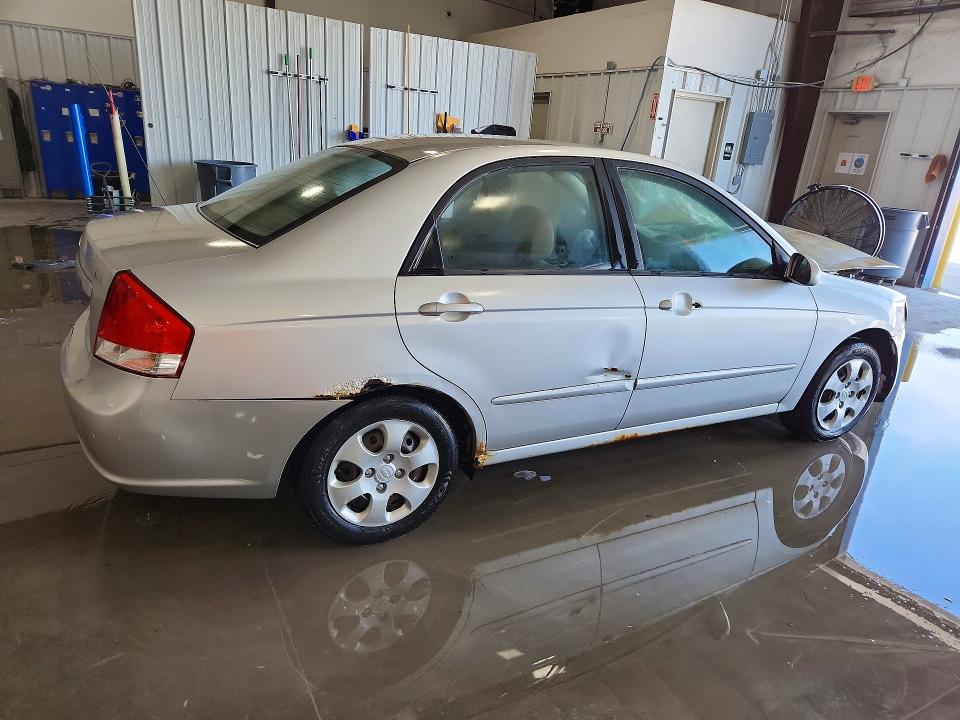 Photo 3 from auction – 2008 KIA SPECTRA with VIN KNAFE121285494526