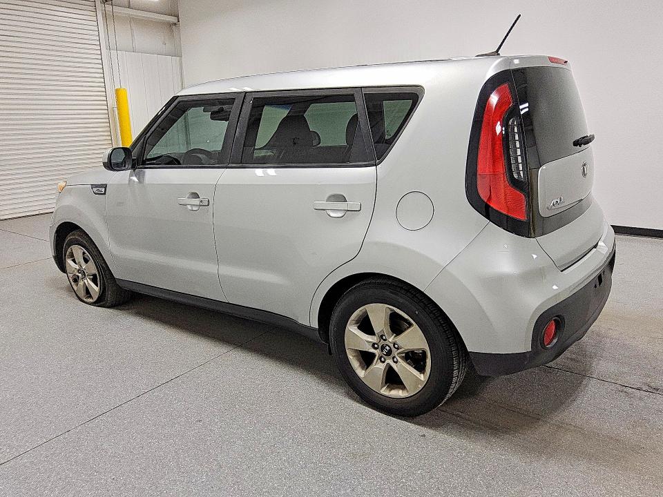 Photo 2 from auction – 2018 KIA SOUL with VIN KNDJN2A2XJ7606562