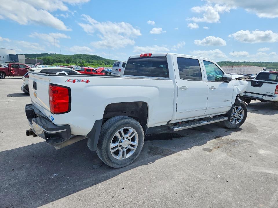 Photo 3 from auction – 2016 CHEVROLET SILVERADO with VIN 1GC1KVEG1GF165810