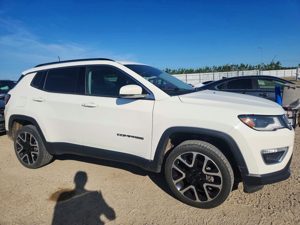 Photo 4 from auction – 2018 JEEP COMPASS with VIN 3C4NJDCB4JT117768