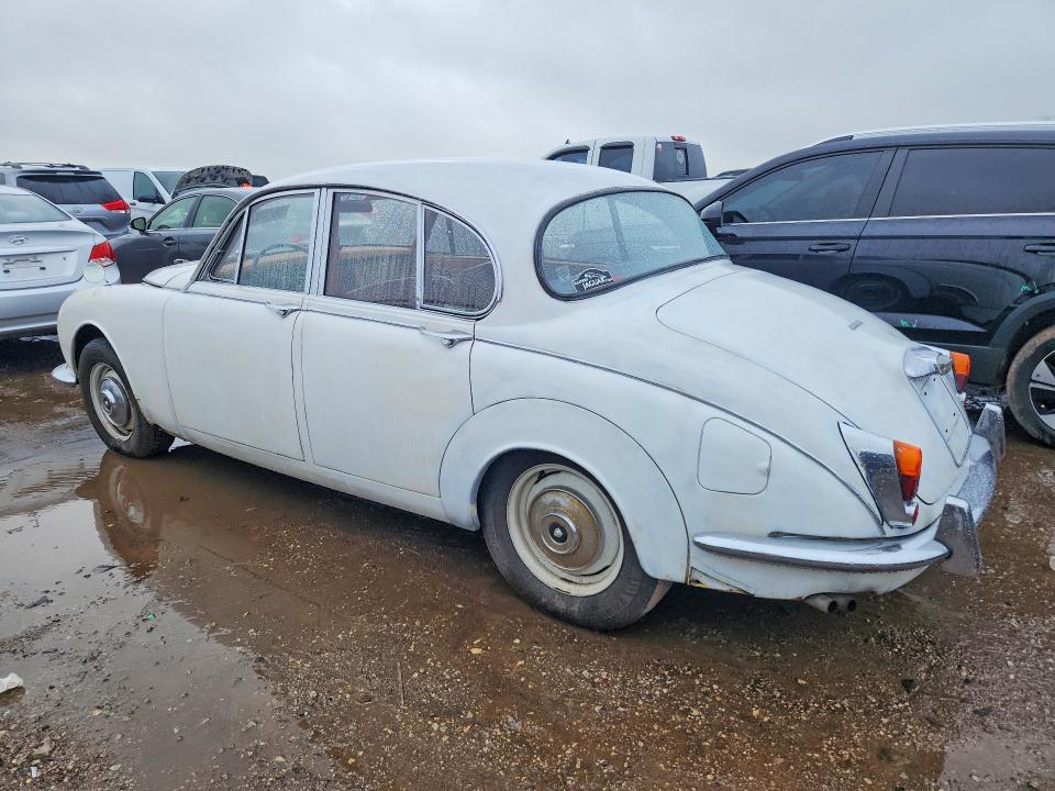 Photo 2 from auction – 1969 JAGUAR MARK II with VIN 1J80167BW